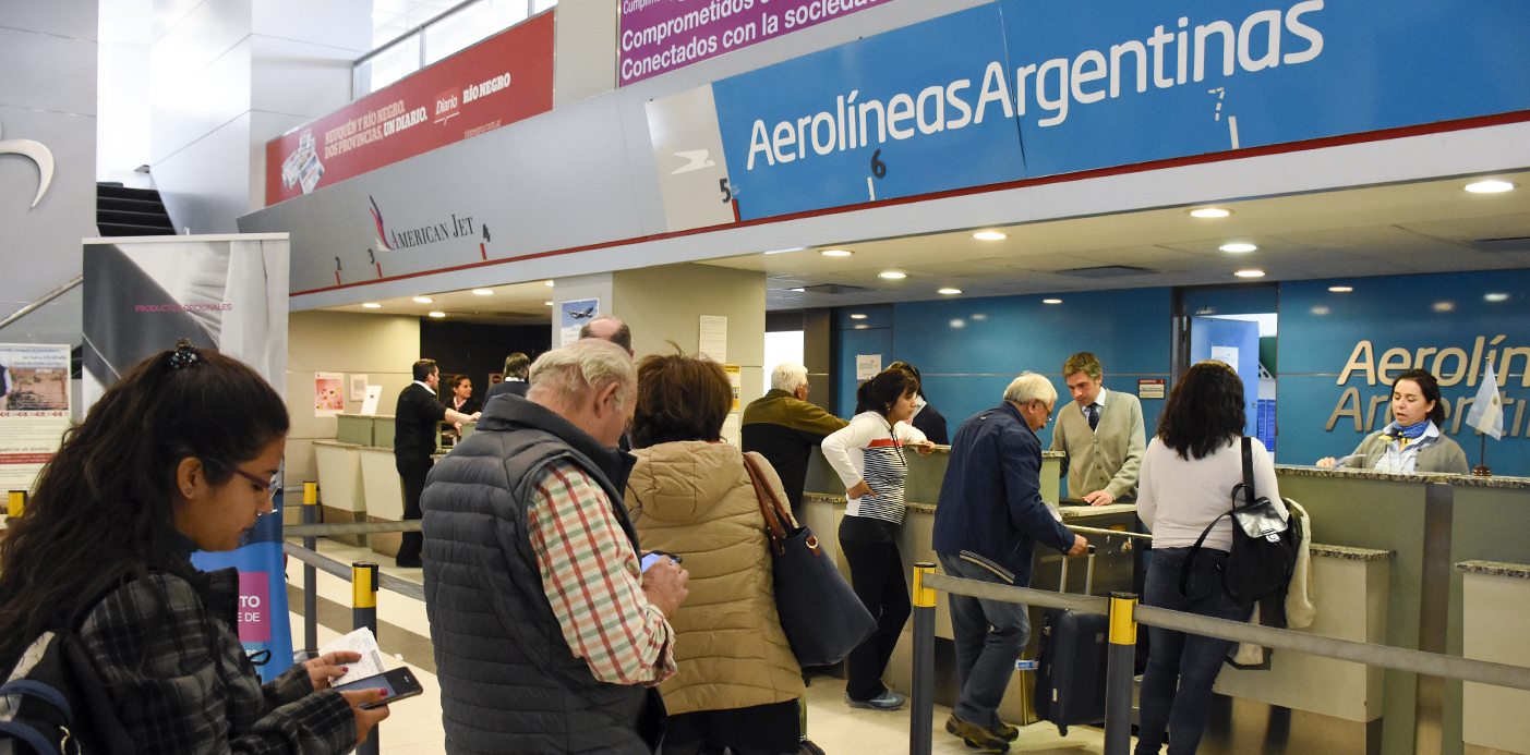 Lee más sobre el artículo Récord histórico en el aeropuerto neuquino✈