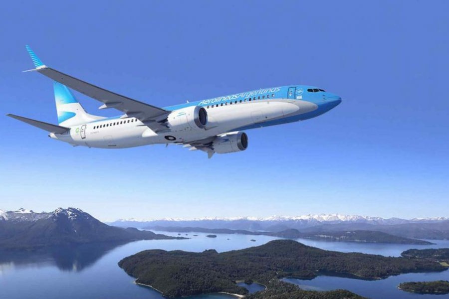 En este momento estás viendo Los pasajes de Aerolíneas Argentinas al exterior pagarán el impuesto del 30%