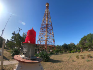 Lee más sobre el artículo DESCUBRIMOS EL FARO RECALADA ⚓🗺️🚨💈