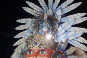 Lee más sobre el artículo VIDEO: La fiesta de los Carnavales de Bella Vista en descubres.com