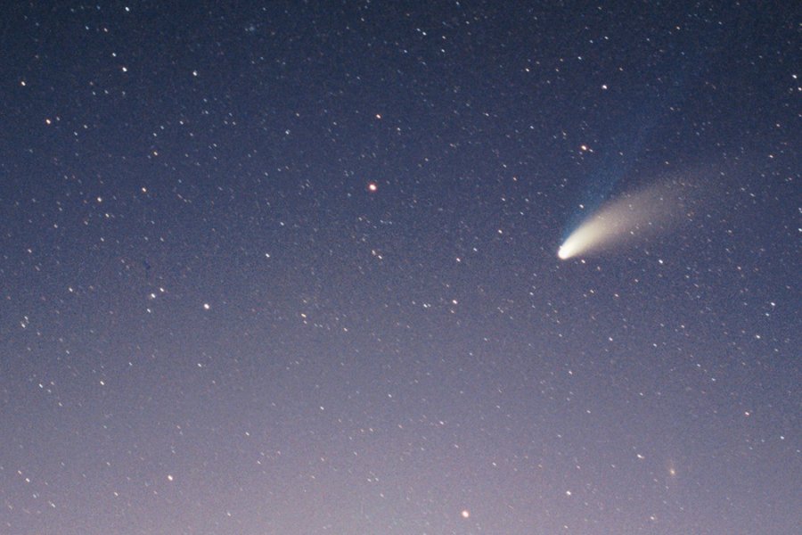 En este momento estás viendo En plena cuarentena, se descubrió un cometa desde el cielo argentino 🌠