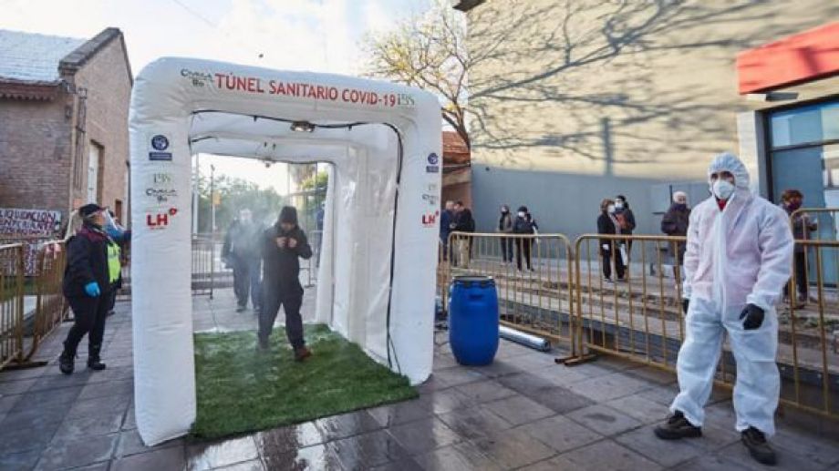 En este momento estás viendo El centro de Neuquén tendrá un túnel  de desinfección por coronavirus 🚶‍♂️🚶‍♀️