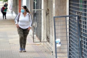 Lee más sobre el artículo El Gobierno aclaró que el permiso de salida rige para todo el país, inclusive para los grupos de riesgo 🚶‍♂️🏃‍♀️