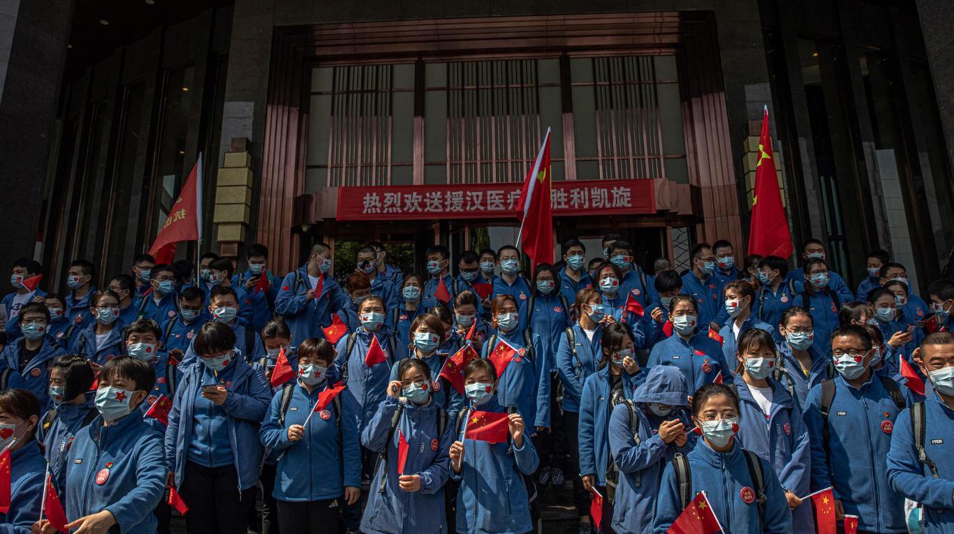 En este momento estás viendo Wuhan se prepara para el fin de la cuarentena y agradece a los médicos que trabajaron en la pandemia 😷✅