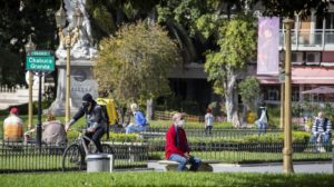 Lee más sobre el artículo Niños, adolescentes y mayores de 60 años tendrán hoy salidas recreativas 🚶‍♂️