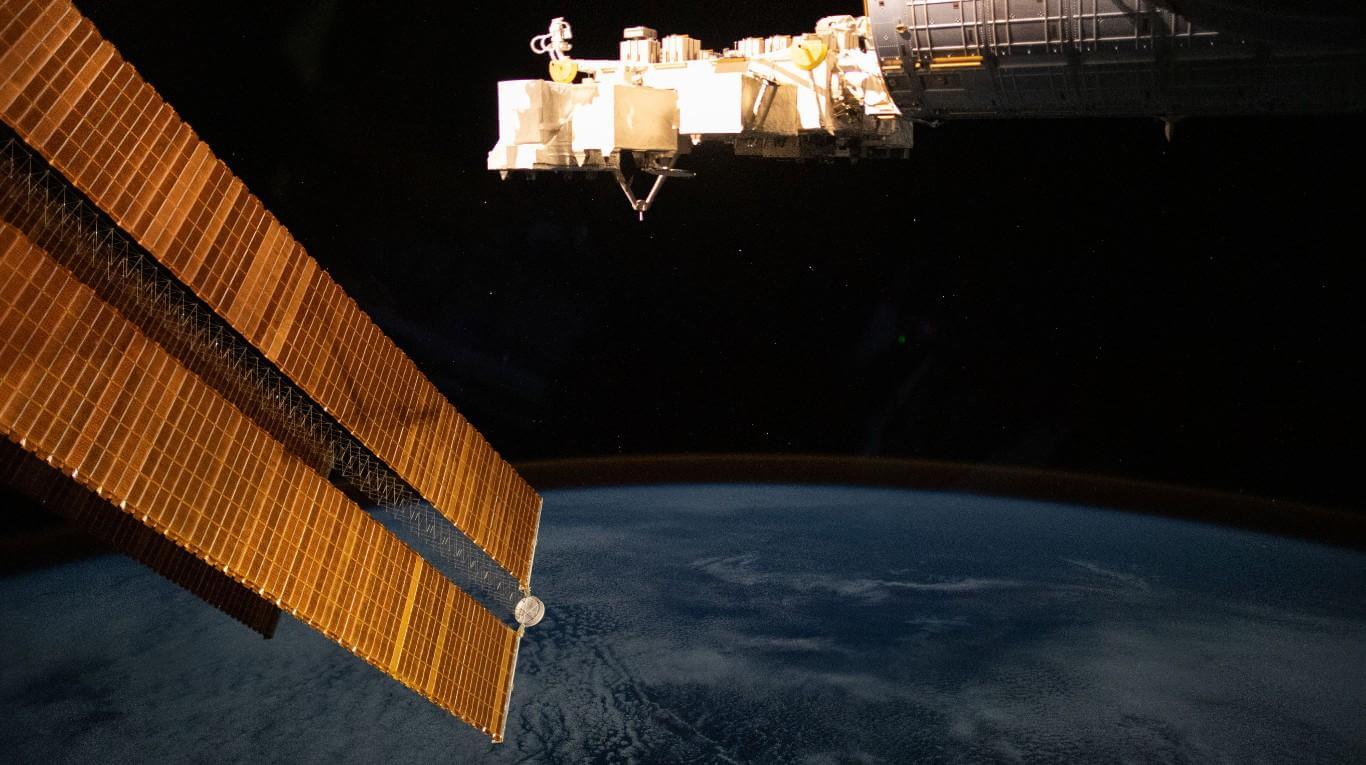 Lee más sobre el artículo Mirá la increíble foto que publicó la NASA de Buenos Aires desde el espacio 📡