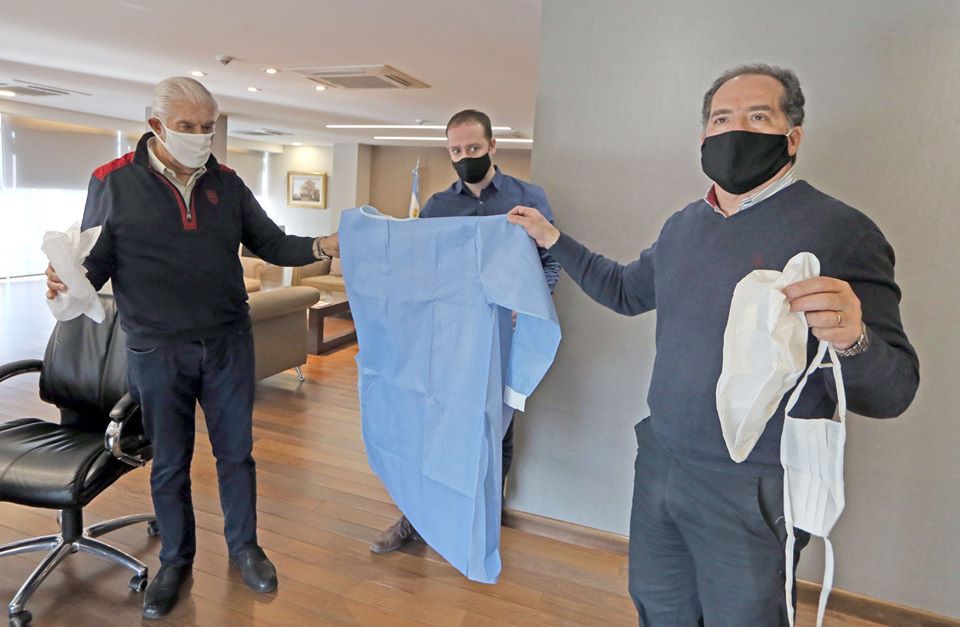 Lee más sobre el artículo Petroleros Privados adquirió 1000 kits de bioseguridad para la atención odontológica de sus afiliados 🤲
