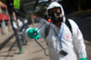 Lee más sobre el artículo Chile superó los 1000 muertos por coronavirus y roza los 100.0000 contagiados 😷