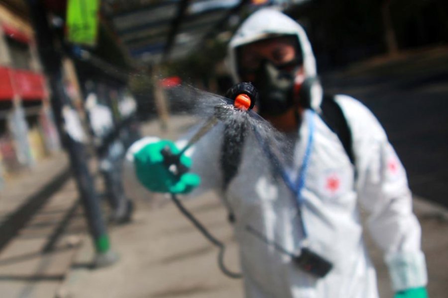 En este momento estás viendo Chile superó los 1000 muertos por coronavirus y roza los 100.0000 contagiados 😷