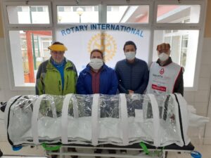 Lee más sobre el artículo Rotary Club 7 Lagos donó cápsula de protección de COVID-19 para el Hospital Oscar Arraiz 👏🏼