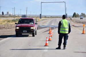 Lee más sobre el artículo Neuquén: Cuáles son las medidas para las ciudades con transmisión comunitaria de Covid 19 🙋🏻‍♂️