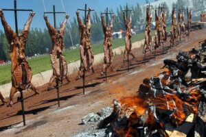 Lee más sobre el artículo Se suspendió la Fiesta Nacional del Chivito 🐐