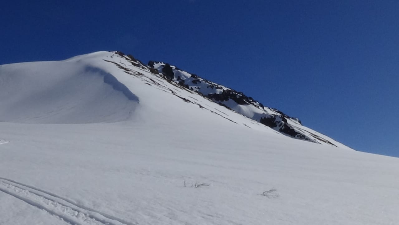 Orgullo neuquino: el volcán Copahue, entre las cinco montañas elegidas para representar a la Argentina