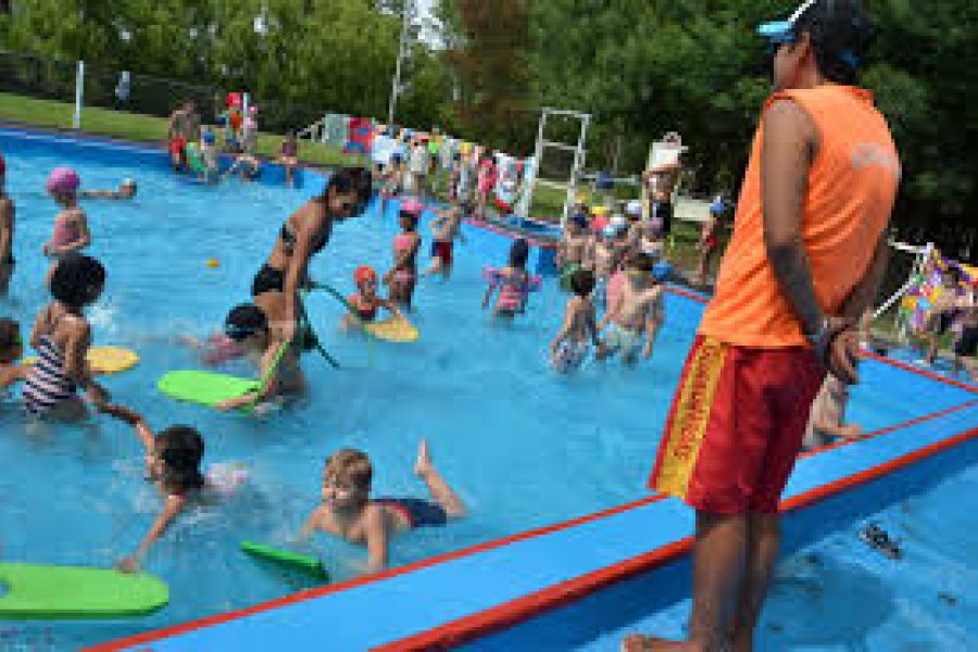 En este momento estás viendo El lunes habrá reunión por las Colonias de Vacaciones en Neuquén 👧🏻👦🏻