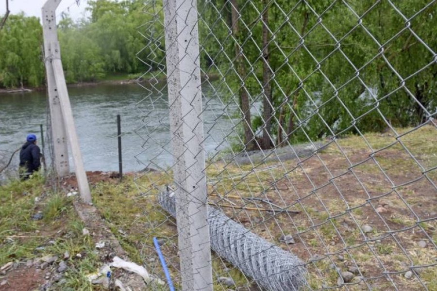 En este momento estás viendo Río Neuquén: se realizará la apertura de la calle que ocupa Rincón Club de Campo para la creación de un Paseo Costero 👏🏻👏🏻
