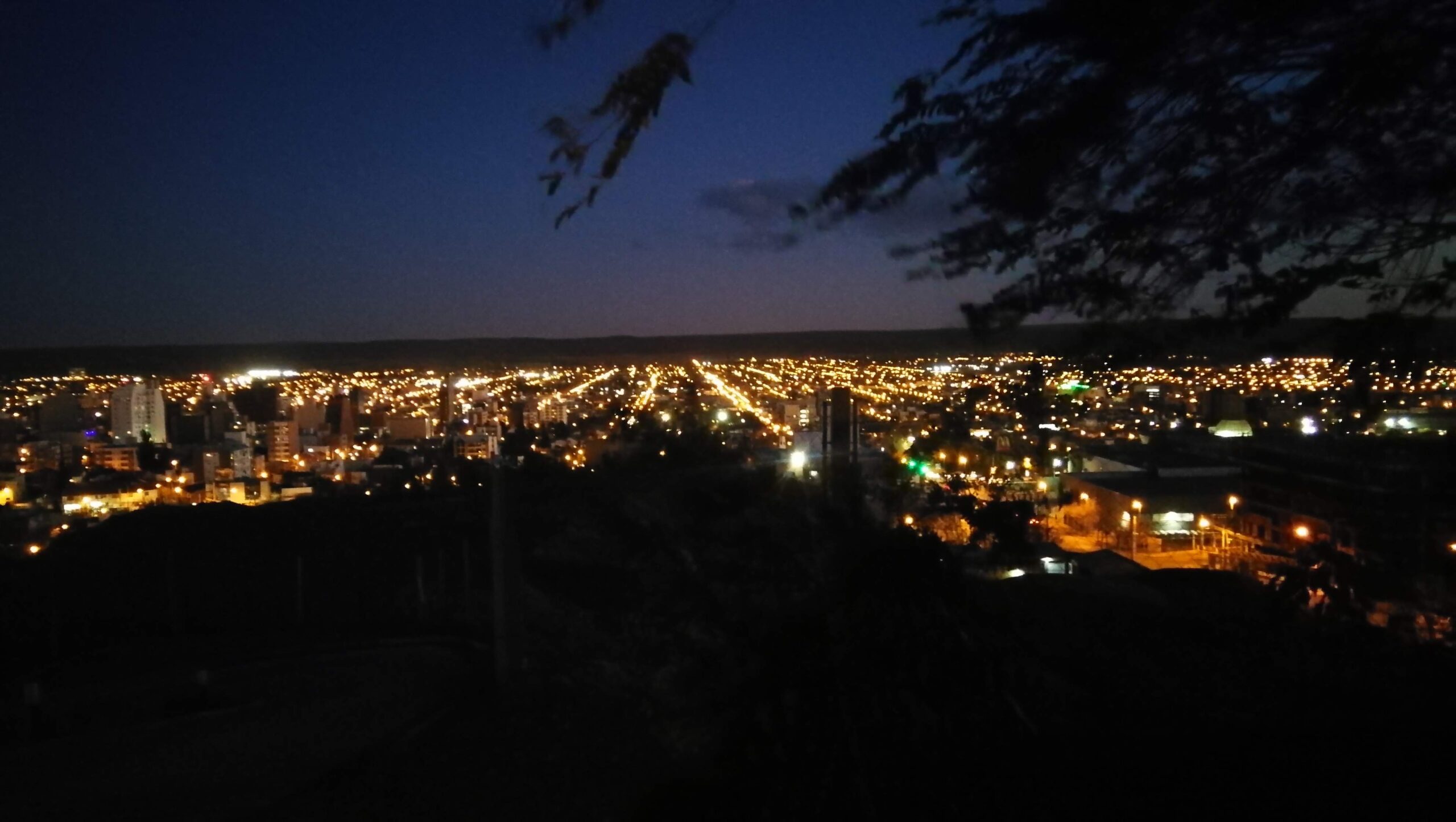 En este momento estás viendo Neuquén y Río Negro seguirán en Aislamiento 👈🏻