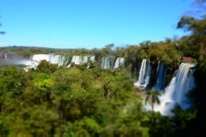 Lee más sobre el artículo Cataratas del Iguazú: Reabren el circuito de la Garganta del Diablo
