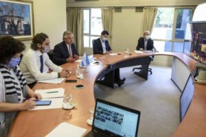 Lee más sobre el artículo El Gobierno prohibirá la circulación nocturna en todo el país 🚧