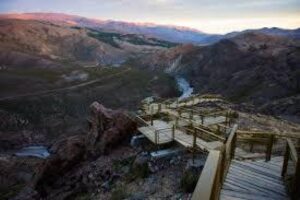 Lee más sobre el artículo Una nueva oficina de turismo en Las Ovejas: impulso al norte neuquino
