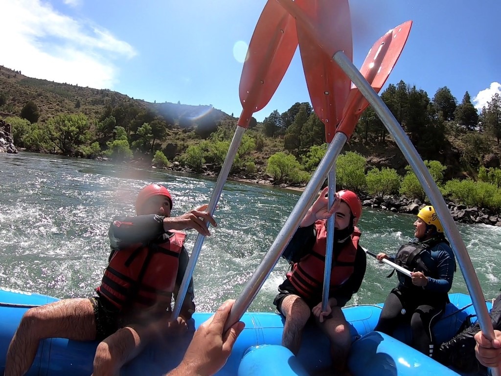 En este momento estás viendo Verano de rafting y circuitos turísticos en Aluminé