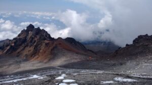 Lee más sobre el artículo La crisis climática y la contaminación están transformando el alpinismo para siempre