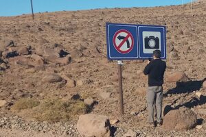 Lee más sobre el artículo Relevan cartelería vial turística en el Norte Neuquino