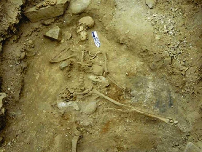 Lee más sobre el artículo Chile: encuentran en los restos de un pescador que murió ahogado en un tsunami hace 5.000 años
