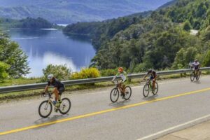 Lee más sobre el artículo Suspenderán el tránsito en Ruta de los 7 Lagos por el Gran Fondo