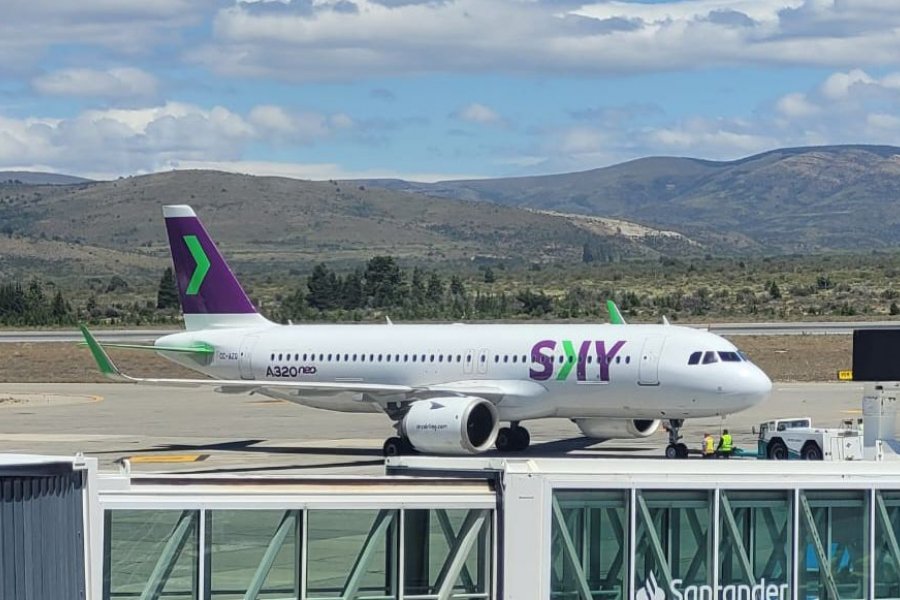 Lee más sobre el artículo Llega a Bariloche el primer vuelo regular directo desde Santiago de Chile