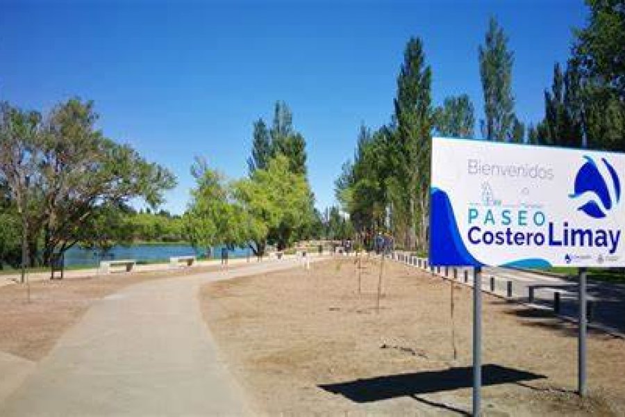 En este momento estás viendo La Municipalidad incorporó baños públicos al Paseo Costero Río Limay en el barrio Confluencia
