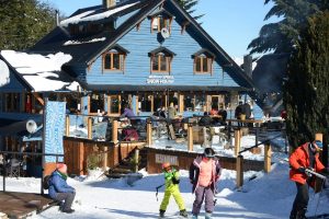 Lee más sobre el artículo Cerro Bayo confirmó que abre este sábado para peatones y el 17 para esquiadores