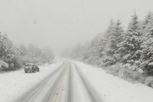 Lee más sobre el artículo Ruta 40: Piden extrema precaución entre Bariloche y El Bolsón por hielo