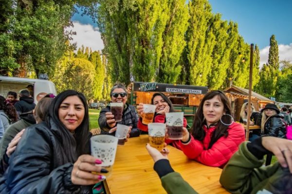 En este momento estás viendo Llega la Fiesta de la Cerveza a San Martin de los Andes: entrada libre y gratuita
