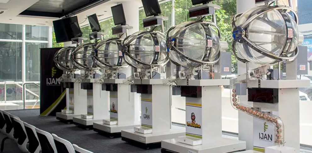 ¡Ya está a la venta la Chequera Premium Black 2026 de La Neuquina!